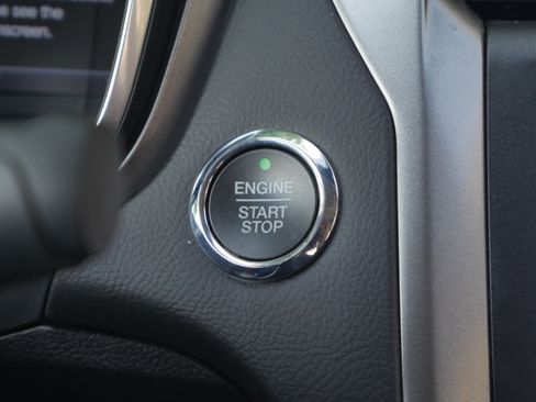 Used 2020 Ford Fusion SE AWD/4WD image 8