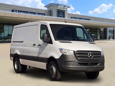 New 2026 Mercedes-Benz Sprinter 4500 image 2