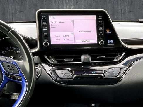 Used 2019 Toyota C-HR XLE image 9