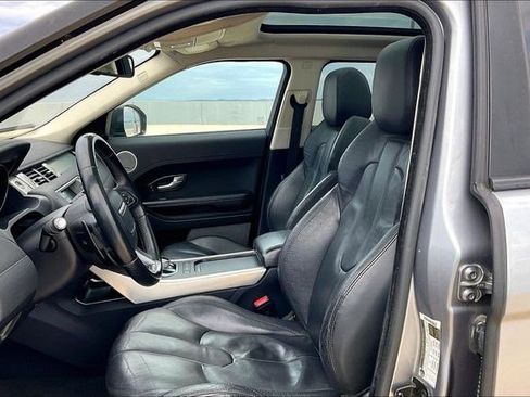 Used 2015 Land Rover Range Rover Evoque Pure Plus image 9