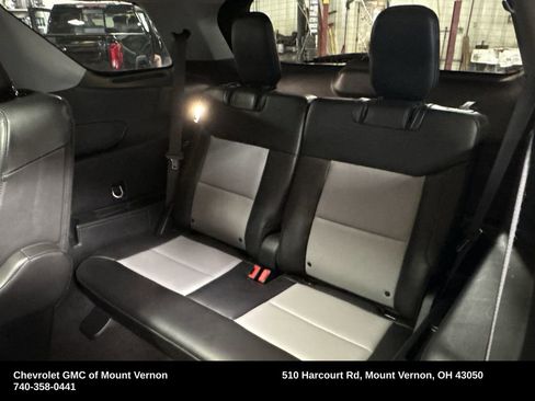 Used 2024 Ford Explorer XLT w/ Equipment Group 202A image 28