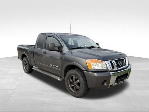 Used 2008 Nissan Titan SE AWD/4WD image 9