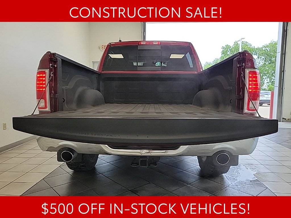 Used 2018 RAM 1500 Laramie w/ Convenience Group AWD/4WD image 16