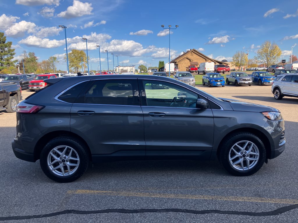 Used 2024 Ford Edge SEL w/ Convenience Package AWD/4WD image 6
