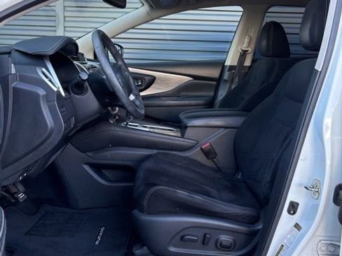 Certified 2018 Nissan Murano SV image 5