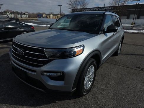 Used 2021 Ford Explorer XLT w/ Equipment Group 202A image 1