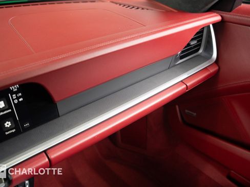 Used 2022 Porsche 911 Turbo image 33