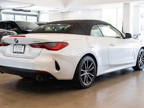 Used 2022 BMW 430i xDrive Convertible w/ Convenience Package AWD/4WD image 4
