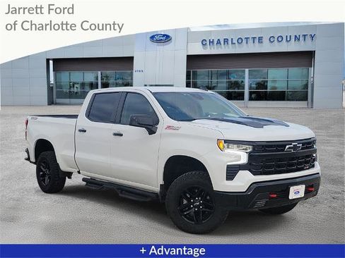 Used 2024 Chevrolet Silverado 1500 LT Trail Boss w/ Convenience Package II image 1