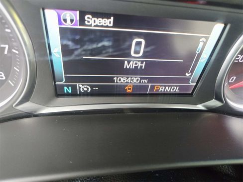 Used 2018 GMC Acadia SLT image 26