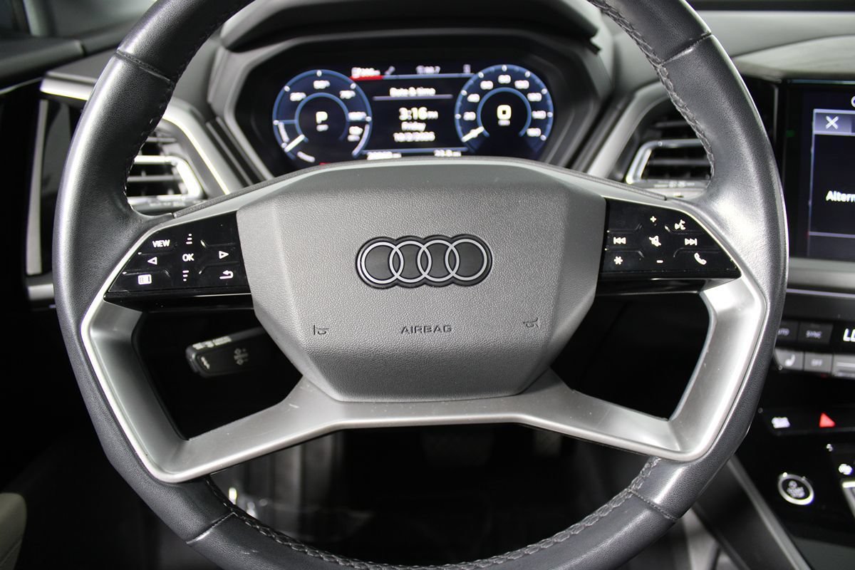 Used 2023 Audi Q4 e-tron Premium w/ Convenience Package RWD image 12