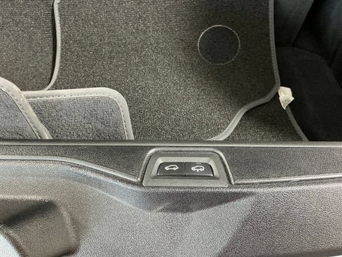 Used 2022 BMW X7 xDrive40i AWD/4WD image 28