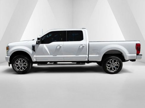 Used 2022 Ford F250 Lariat AWD/4WD image 4