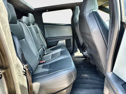 Used 2024 Tesla Cybertruck Cyberbeast AWD/4WD image 19