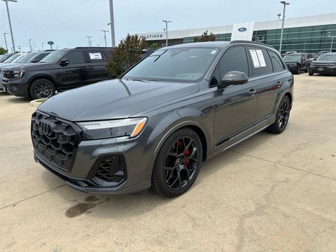 Used 2025 Audi SQ7 Prestige w/ Prestige Package AWD/4WD image 1