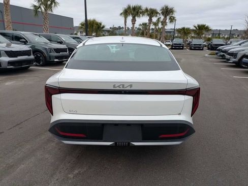 New 2025 Kia K4 EX image 4