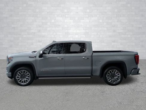 Used 2025 GMC Sierra 1500 Denali Ultimate AWD/4WD image 9