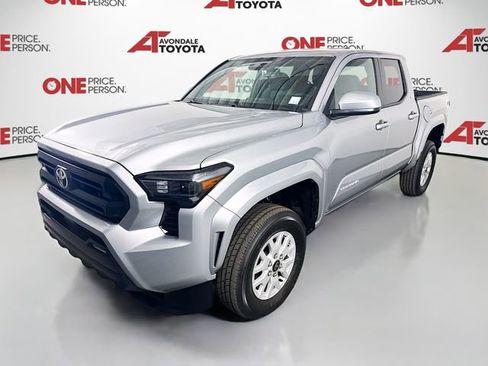 Certified 2026 Toyota Tacoma SR5 image 3