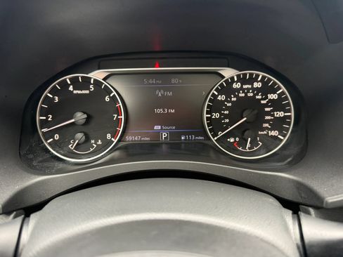 Used 2023 Nissan Altima 2.5 SR w/ SR Premium Package FWD image 22