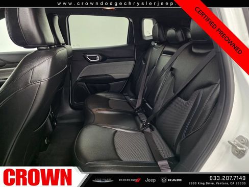 Certified 2025 Jeep Compass Latitude AWD/4WD image 17