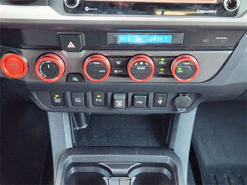 Used 2023 Toyota Tacoma TRD Sport image 16