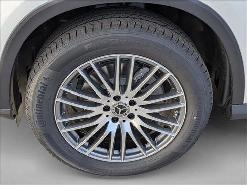 New 2026 Mercedes-Benz GLC 300 image 9