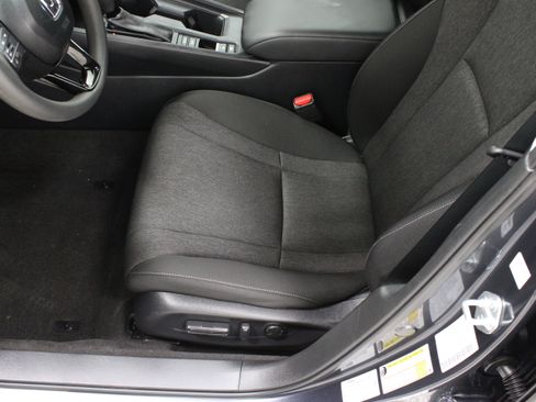 Used 2025 Honda Accord SE image 15