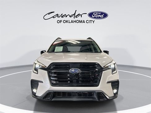 Used 2023 Subaru Ascent Onyx Edition Limited image 3