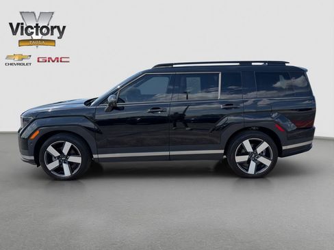 Used 2024 Hyundai Santa Fe Limited FWD image 3