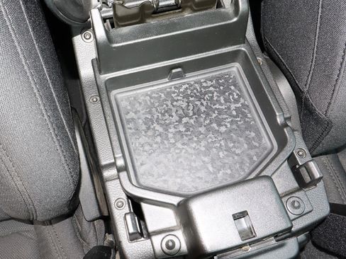 Used 2021 Jeep Wrangler Unlimited Sport image 26