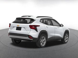 Used 2025 Chevrolet Trax LT FWD video 2