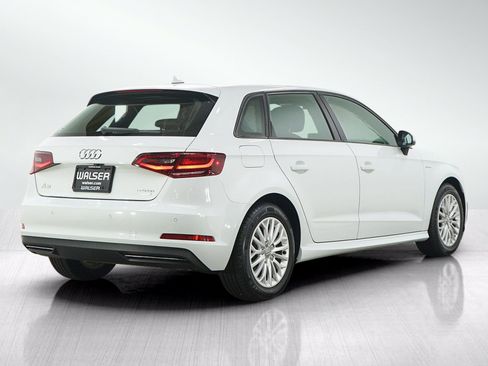 Used 2016 Audi A3 e-tron Premium w/ Audi MMI Navigation Plus FWD image 5