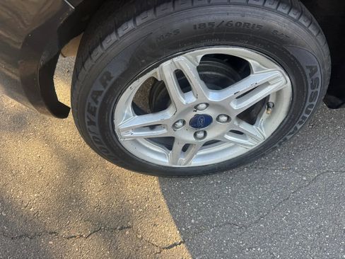 Used 2018 Ford Fiesta SE image 14