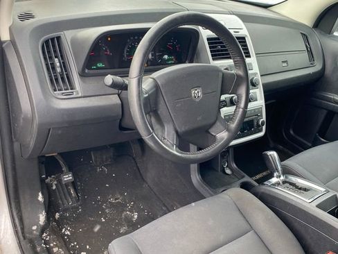 Used 2010 Dodge Journey SXT w/ Flexible Seating Group image 5