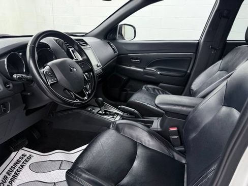 Used 2024 Mitsubishi Outlander Sport SEL AWD/4WD image 16