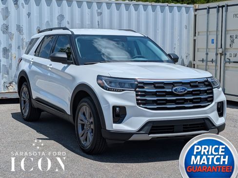 New 2026 Ford Explorer Active w/ Active Comfort Package AWD/4WD image 1