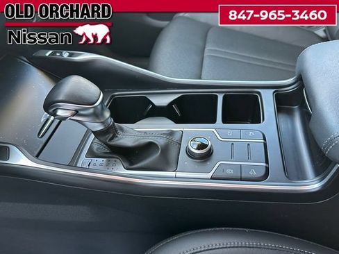 Used 2023 Kia Sorento S AWD/4WD image 16