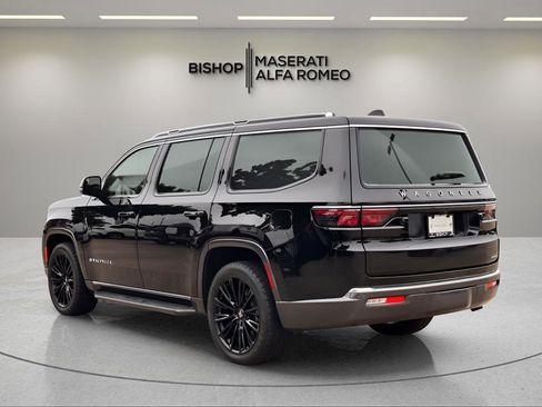 Used 2022 Jeep Wagoneer Series III w/ Rear Seat Video Group 1 RWD image 4