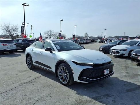 New 2026 Toyota Crown Limited w/ Advanced Technology Package image 5