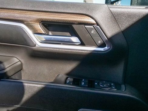 Used 2024 Chevrolet Silverado 3500 LT image 19