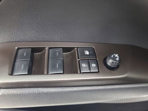 Used 2024 Toyota Camry SE image 23