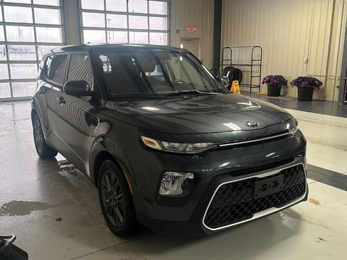 Used 2021 Kia Soul S image 5