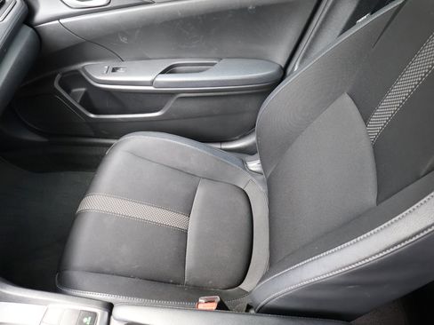 Used 2020 Honda Civic Sport image 18