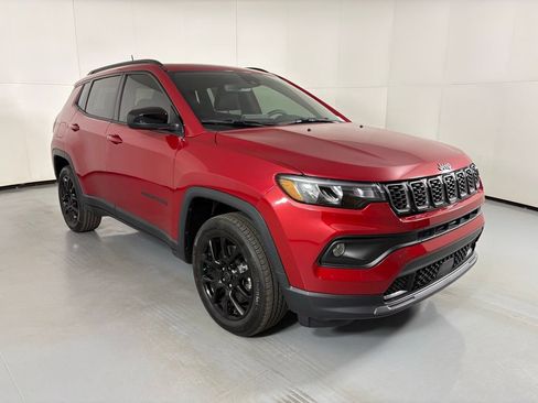 New 2026 Jeep Compass Latitude w/ Sun and Sound Group AWD/4WD image 2