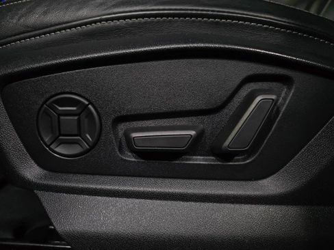 Used 2019 Audi Q8 Prestige image 31