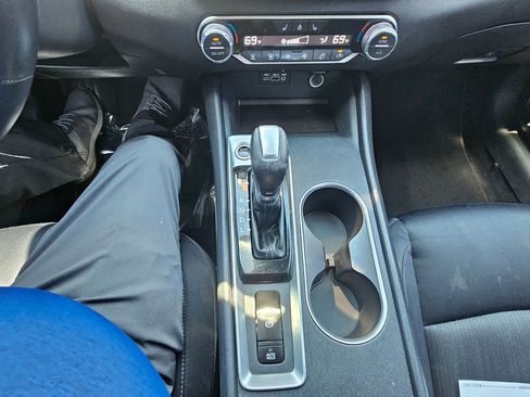 Used 2019 Nissan Altima 2.5 SV image 21