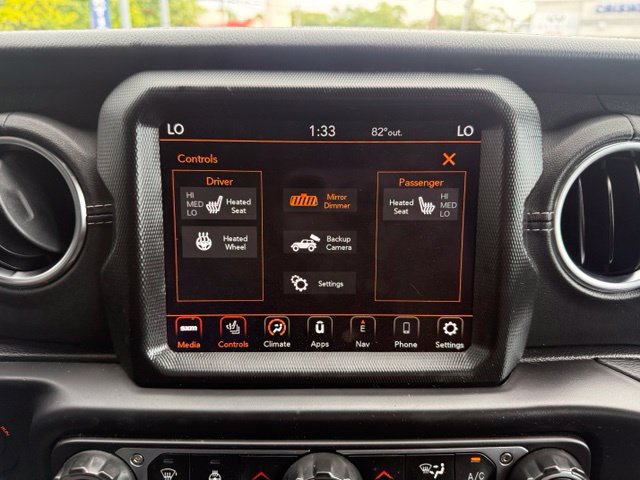 Used 2023 Jeep Wrangler Unlimited Sahara AWD/4WD image 38