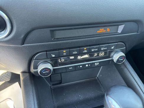 Used 2020 MAZDA CX-5 Touring FWD image 36