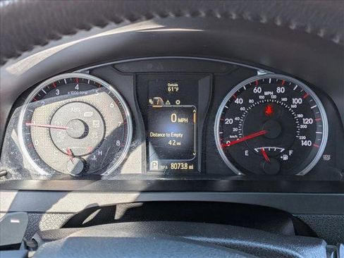 Used 2017 Toyota Camry SE FWD image 11