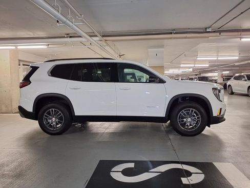 New 2026 GMC Acadia Elevation FWD image 4
